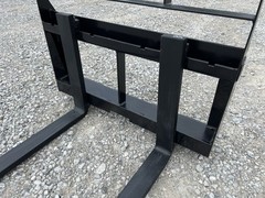 42″ Long Pallet Forks Attachment Fits Bobcat MT50 52 55 453 S70 – $199 Shipping