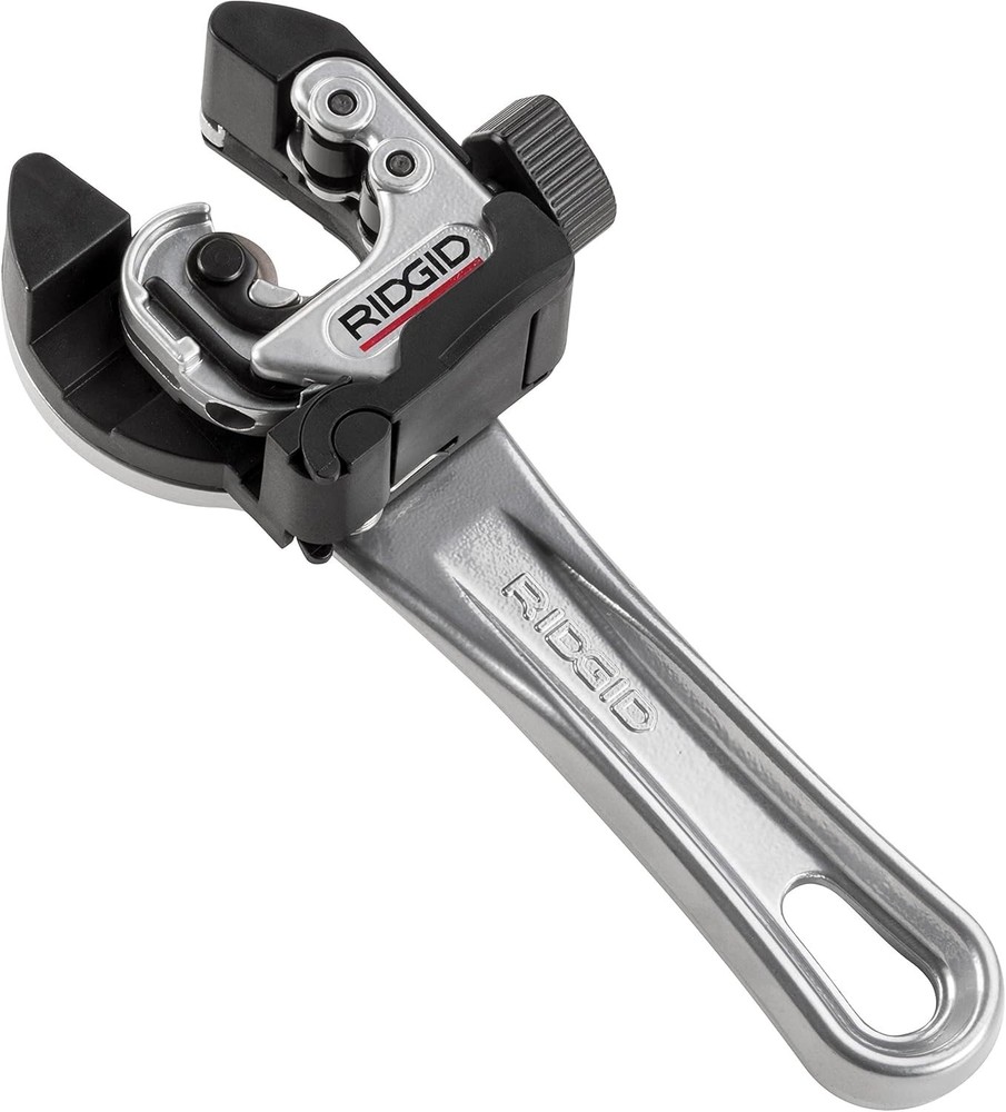 Lightweight Close Quarters Tubing Cutter with Ergonomic Grip & Automatic Feed