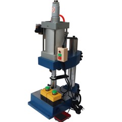 INTBUYING Pneumatic Punch Machine 800kg/1763LBS Pressure Need 0.4-0.7Mpa USA