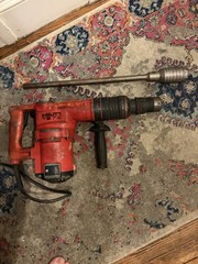 Hilti TE72 Heavy Duty 7.5A Rotary Hammer Drill W/Hilti 2″ Core Bit