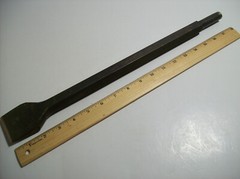 AMPCO CS-24-ST 2″ CHISEL, Pneumatic Scaling Non-Sparking, Non-Magnetic 24″ Long