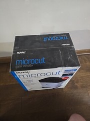 NEW!! ROYAL Microcut Paper Shredder 14 Sheet, Casters, Auto Start/Stop