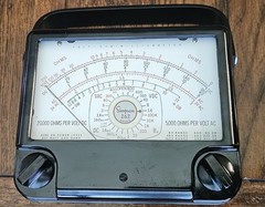 Vintage Simpson 262 series 3 20,000 OHMS DC 5000 OHMS AC. VAC VDC