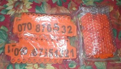 LIVESTOCK ANIMAL EAR TAGS ORANGE PLASTIC LOT OF 100 SOLD AS IS