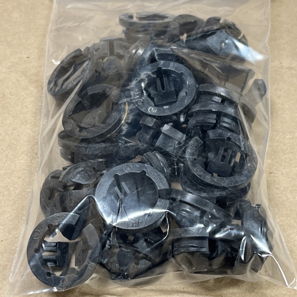 QTY 28 ARLINGTON NM94 1/2” NM CABLE CONNECTORS PUSH-IN ROMEX CLAMP Black Plastic