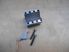 Machinist v block with clamp, 1 1/2″L x 1 1/4″W x 1 1/4″H