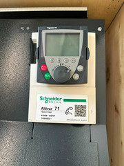 Schneider Electric ATV71HD45N4 Altivar 71 VFD 45kW 60HP 380-480V 3-Phase