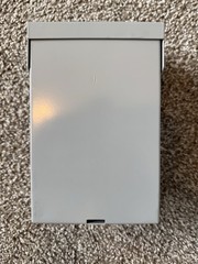 Siemens 60 Amp Gray Outdoor Circuit Breaker Enclosure W0204ML1060 NEW