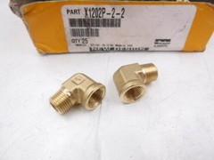 25 Pack Parker Hannifin 1/8″FNPT x 1/8″MNPT 90° Brass Elbow Fittings X1202P-2-2