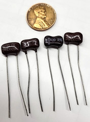 4PCS – 500pF @ 500V (2%) DIP SILVER MICA CAPACITOR – 500PF-MICA-SAN NEW