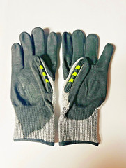 Ironwear 4891 Impact Resistant Gloves Medium Gray/White Cut Level 3 New
