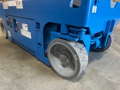 2014 GENIE GS-1930 ELECTRIC SCISSOR LIFT NARROW WIDTH VERTICAL GENIE MANLIFT