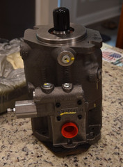 PD028PS02SRS5BC00T02B0000 P1/PD 28cc Series Medium Pressure Mobile Piston Pump