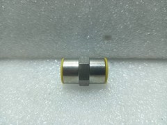 Parker 1/4GG-SS Female Pipe Connector 1/4Inch x 1/4Inch 14PCs In Lot