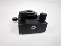 NEWPORT LP-05 XYZ PRECISION LENS POSITIONER 0.5 IN. (12.7 MM) DIAMETER