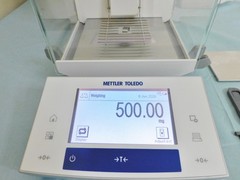 METTLER TOLEDO XS205DU DUALRANGE ANALYTICAL LAB BALANCE 81g@0.01mg 220g@0.1mg