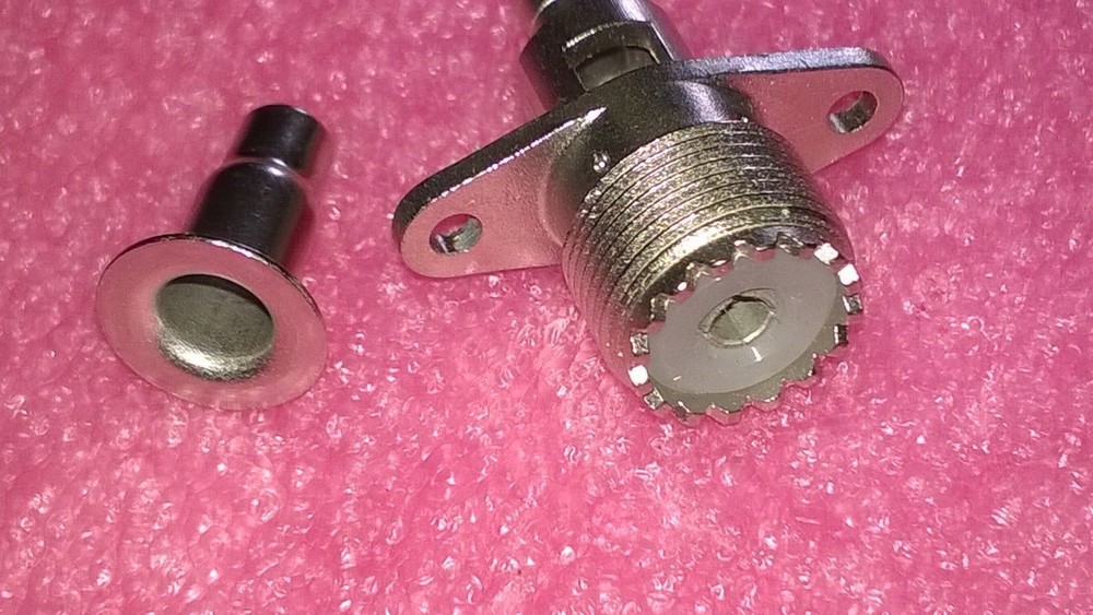 1pc UHF SO239 2 HOLE FLANGE MOUNT DUAL CRIMP RG58 RG142 LMR195 RF NOS