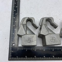 General Electric Hook Hanger for Light Fixture Aluminum 2″ x 3.5″🔔