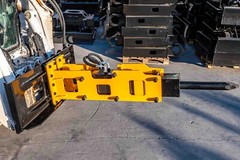 Hydraulic Hammer 680 Concrete Breaker Skid Steer Attachment Sales in USA