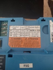 Honeywell RM7895 A 1014 Burner Control Complete System Tested Working