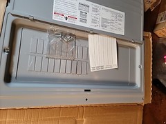 P2040B1200CU Siemens PL Series Load Center, 1P 3W 120/240V 200A 20S/40C