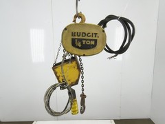 Budgit 310891-1 1/4 Ton 500Lb. 230/460V 3Ph Electric Chain Hoist 10′ Lift 16FPM