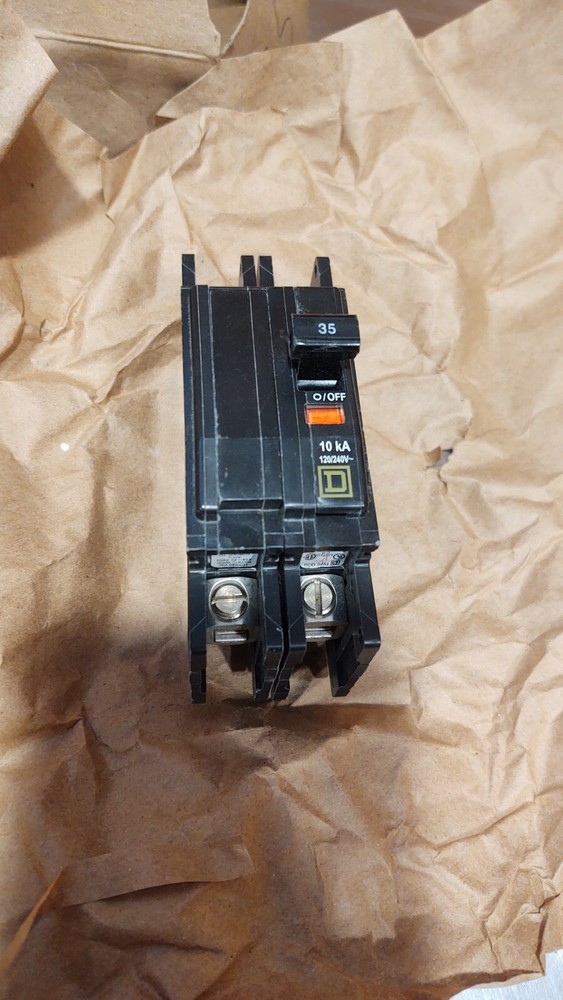 Lennox 72K07 Circuit Breaker 2 Pole 35A 120/240V Common Trip