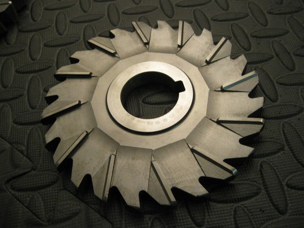 5″x7/16″x 1-1/4″x1/8R. B.S. STG. TH. Side Mill, Moon Cutter Inc.