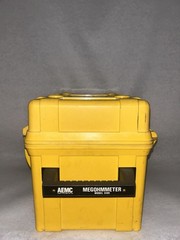 AEMC 5100 Megohmmeter Insulation Resistance Tester 5000V with Test Leads / Case