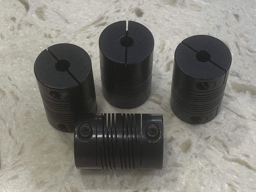 Lot Of 4 1/4″ x 1/4″ Flexible Shaft Coupling Ballscrew Clamp Style Coupler