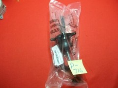 BRAND NEW CELEBRITY COSMETOLOGY BUDGET MANNEQUIN HEAD 4 OZ CLAMP/STAND/HOLDER