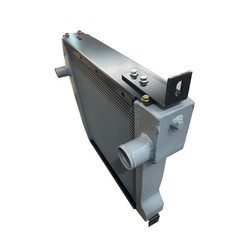 Radiator 1347609C1 A173886 1A12192 For Case Skid Steer Loader 1840 1845C Motor