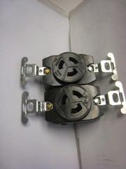 Lot of 2 yes 2 PASS & SEYMOUR TWIST LOCK RECEPTACLE 15A, 125V