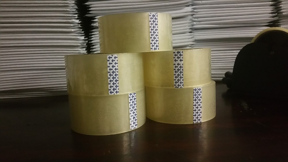 12 Rolls Box ShippingTape – 2″ x 110 Yards (330′ Feet) Sealing Packaging 1.8 Mil