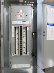 Eaton PRL2a 100A 360/210V Main Breaker Panel Board 3PH 4W 100 Amp HFD3100BP10