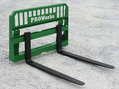 48″ 4,000 Pound Pallet Fork Attachment Fits John Deere Tractor Loader Hook Pin