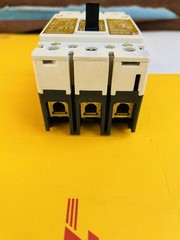 Siemens HEB3B100 3 Pole 3 Phase 100 Amp 600V Circuit Breaker