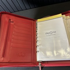 Franklin Covey Day One Red Agenda Planner Ring Retractable Handles w/Blank paper