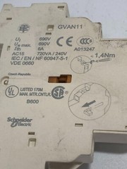 SCHNEIDER GVAN11 AUXILIARY CONTACT BLOCK 690V 6A (LOT OF 2)