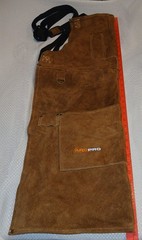 ARCPRO Split Leather Welding Apron with 6 Pockets Adjustable 23.5″W x 35″L-NEW