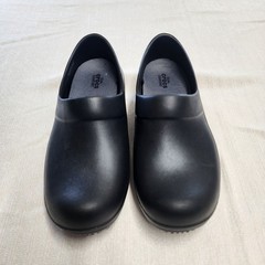 Crocs On The Clock Slip Resistant Work Clogs Black Size 8 Women’s