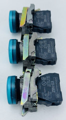 (LOT OF 3) Telemecanique Momentary Green Indicator Light w/ ZBV-G3 *WARRANTY*