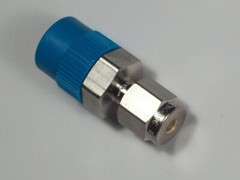1- Swagelok Stainless Steel Connector Fitting,1/8″ Tube x 1/4″ M NPT, SS-200-1-4