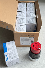 10 NEW Eaton AHCL1630C Red Locking Connector 30A 3Ph 480V 3-Pole 4-Wire L16-30R