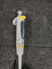 BrandTech Transferpette S 1 Channel 2-20µL Micropipette
