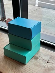 Premium Good Quality Easy Fold Corrugated Matte Finish Gift Box, Shipping Box