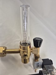 Yes Welder CO2 Regulator With 110V Solenoid Valve