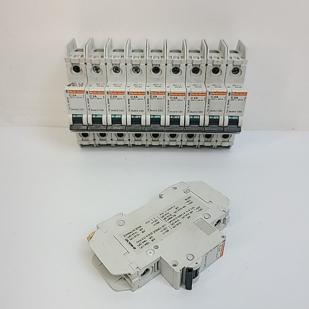 Merlin Gerin 60103 C2A Multi9 C60 240V 60V 2A PACK OF 10