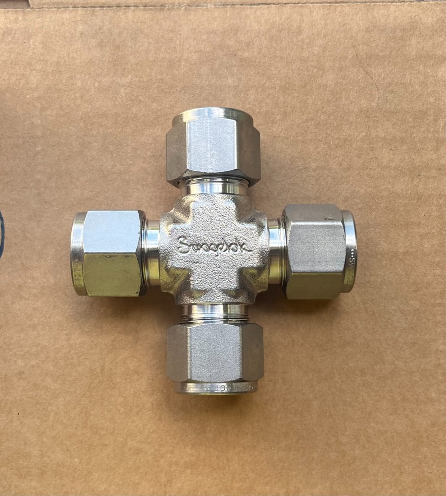Swagelok 3/8″ Tube SS Stainless Steel Cross SS-600-4 Several Avail New