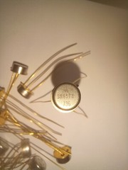 Motorola SM8578 PNP Silicon Transistors/Lot of 20/NOS/TO-39 gold leads
